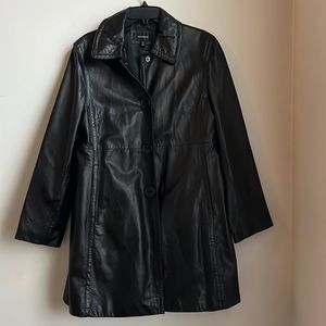 Gently worn Women’s Colebrook Black Leather Jacket Size XL